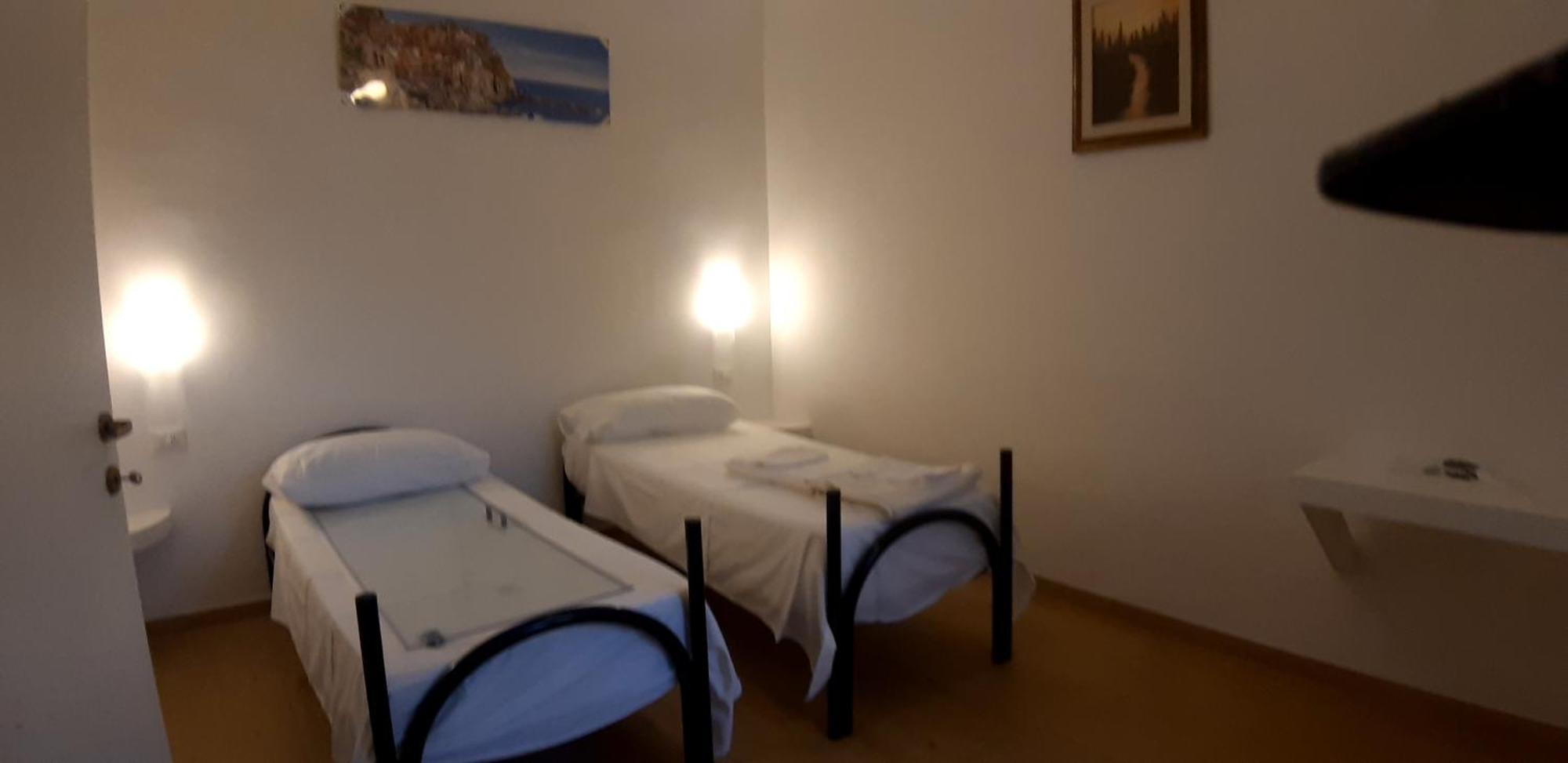 Апартаменты Chez Sabrine - La Spezia Via Fiume 112 Экстерьер фото